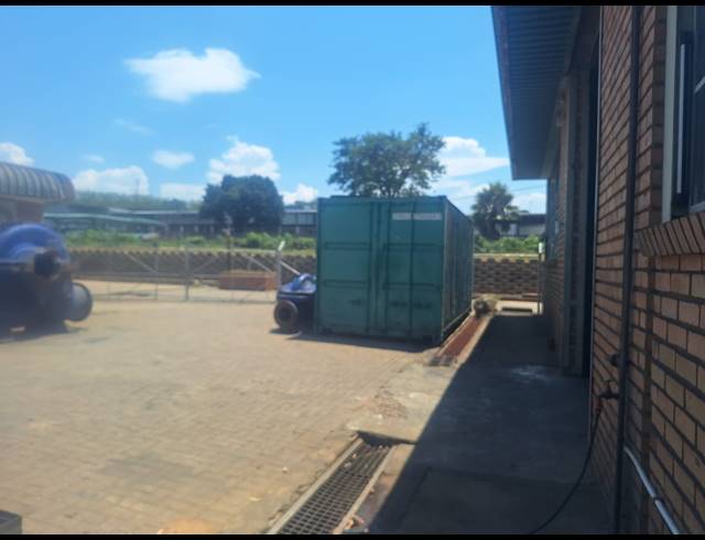 795M² WAREHOUSE TO LET IN NELSPRUIT INDUSTRIAL